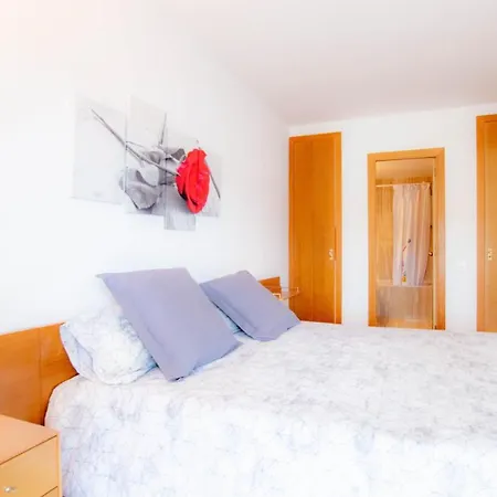 Luna With Jacuzzi, 5mins Walking To The Beach, Sea And Castle View Big Terrace *