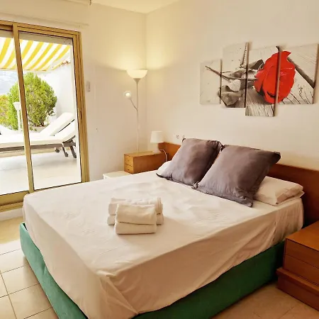 Luna With Jacuzzi, 5mins Walking To The Beach, Sea And Castle View Big Terrace