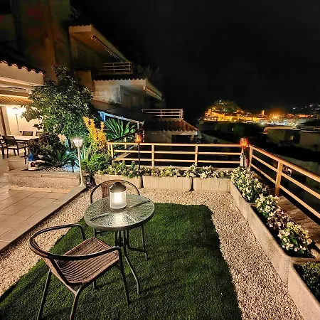 Apartment Luna With Jacuzzi, 5mins Walking To The Beach, Sea And Castle View Big Terrace *