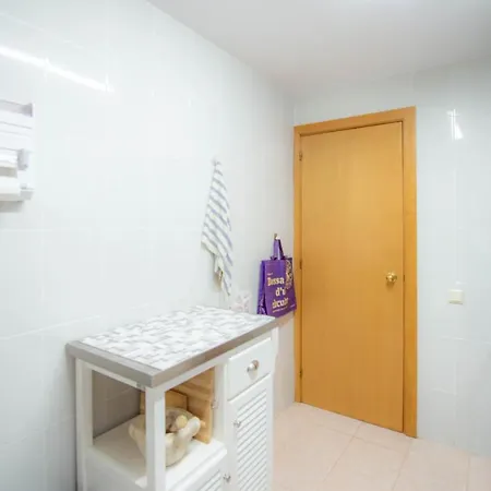 Luna With Jacuzzi, 5mins Walking To The Beach, Sea And Castle View Big Terrace Apartment