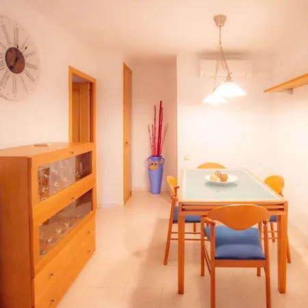 Apartment Luna With Jacuzzi, 5mins Walking To The Beach, Sea And Castle View Big Terrace *