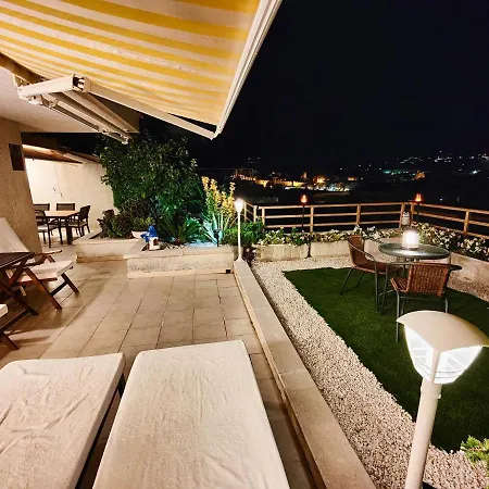 Luna With Jacuzzi, 5mins Walking To The Beach, Sea And Castle View Big Terrace Apartment Tossa de Mar