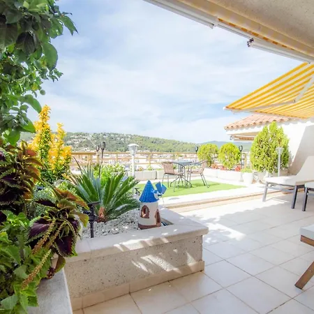 Apartment Luna With Jacuzzi, 5mins Walking To The Beach, Sea And Castle View Big Terrace Tossa de Mar