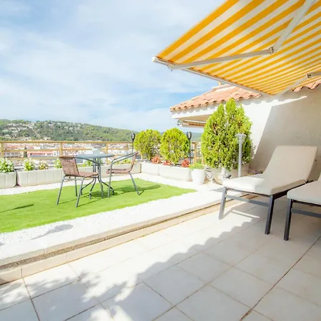 Luna With Jacuzzi, 5mins Walking To The Beach, Sea And Castle View Big Terrace Apartment