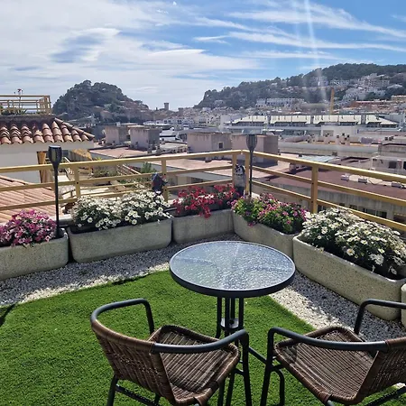 Luna With Jacuzzi, 5mins Walking To The Beach, Sea And Castle View Big Terrace شقة *