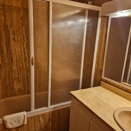 Apartment Luna With Jacuzzi, 5mins Walking To The Beach, Sea And Castle View Big Terrace Tossa de Mar