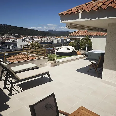 Luna With Jacuzzi, 5mins Walking To The Beach, Sea And Castle View Big Terrace 公寓 滨海托萨