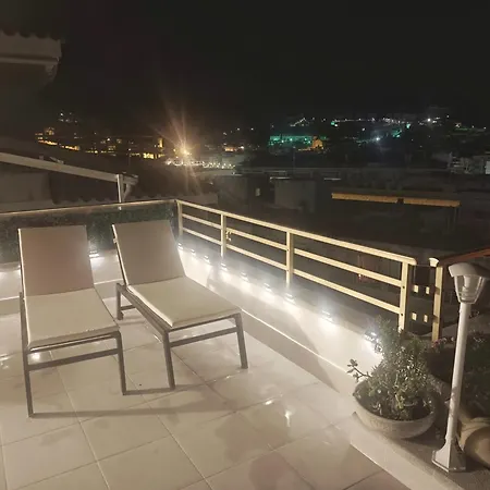 Luna With Jacuzzi, 5mins Walking To The Beach, Sea And Castle View Big Terrace Apartment Tossa de Mar