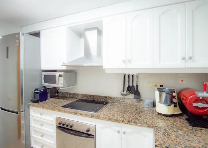 Appartement Luna With Jacuzzi, 5mins Walking To The Beach, Sea And Castle View Big Terrace Tossa de Mar