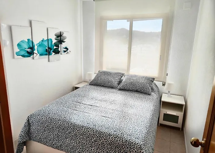 Appartement Luna With Jacuzzi, 5mins Walking To The Beach, Sea And Castle View Big Terrace