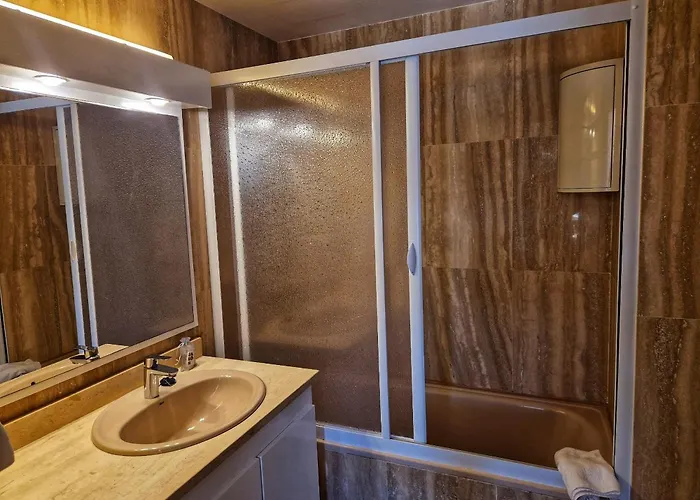 Appartement Luna With Jacuzzi, 5mins Walking To The Beach, Sea And Castle View Big Terrace *