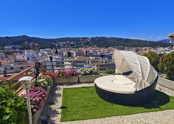 Luna With Jacuzzi, 5mins Walking To The Beach, Sea And Castle View Big Terrace Tossa de Mar