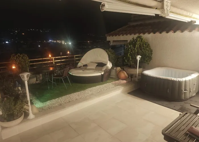 Luna With Jacuzzi, 5mins Walking To The Beach, Sea And Castle View Big Terrace Appartement