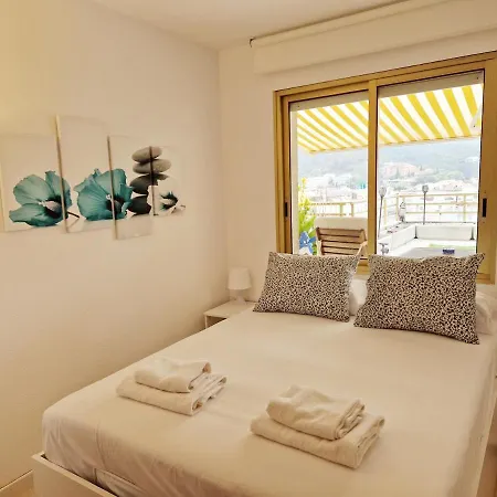Luna With Jacuzzi, 5mins Walking To The Beach, Sea And Castle View Big Terrace Appartement Tossa de Mar